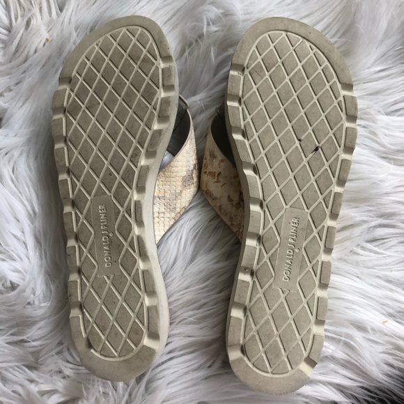 Donald J Pliner Liv Snakeskin Platform Sandals - Picture 3 of 6